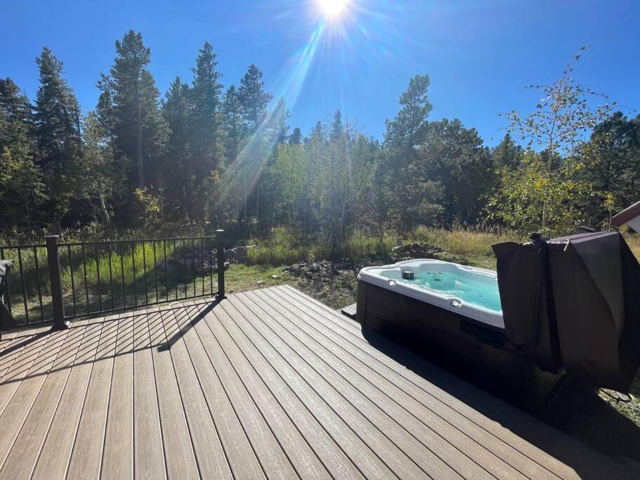 Little Gem Lodge Unique Mtn A-Frame W Hot Tub Блек Хоук Екстериор снимка